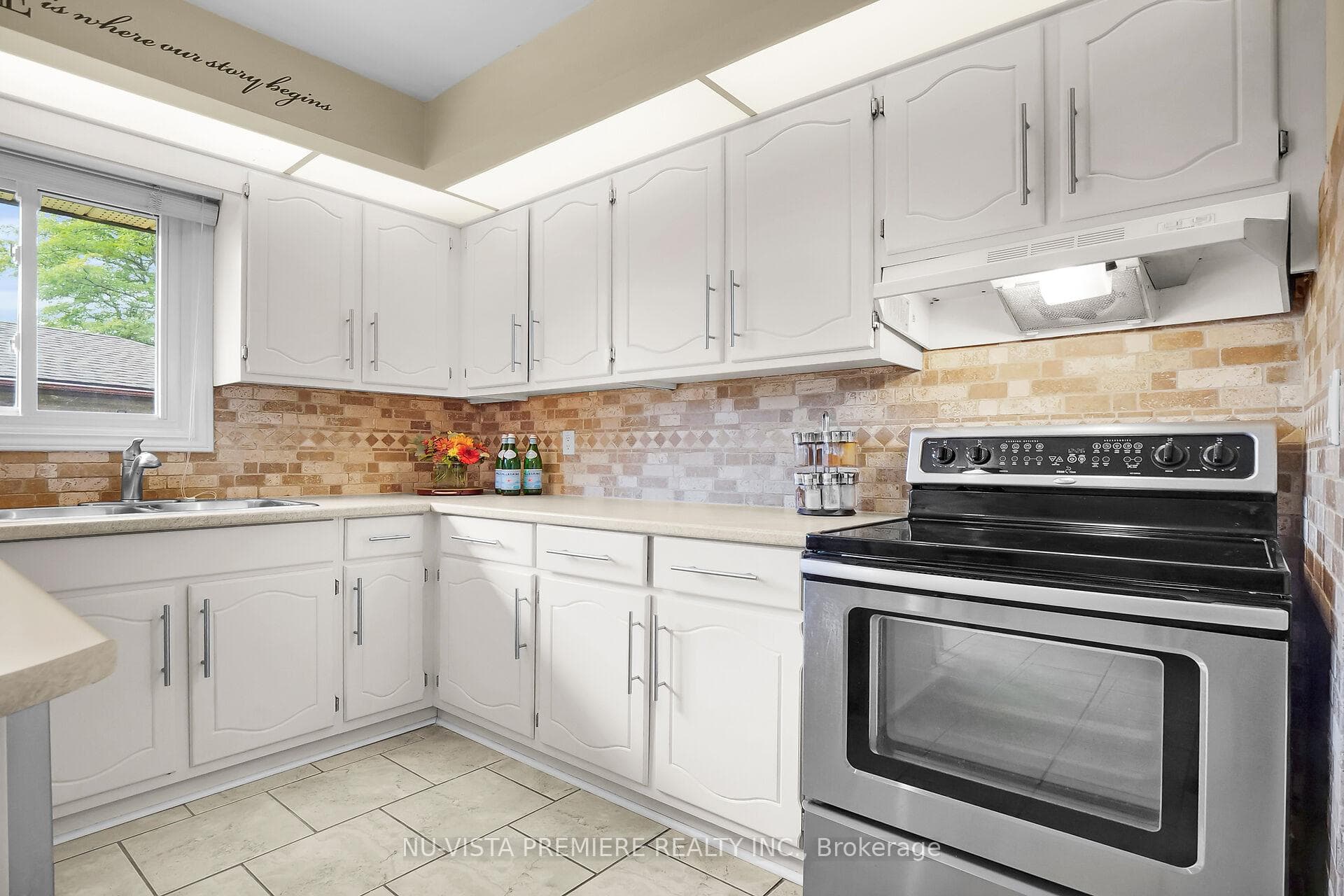 1032 Valetta Street photo 12