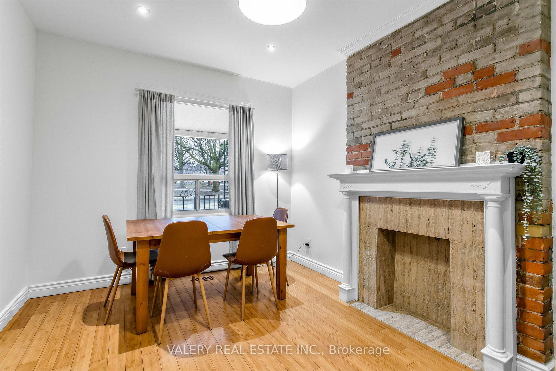 Main Floor Unit - Dining