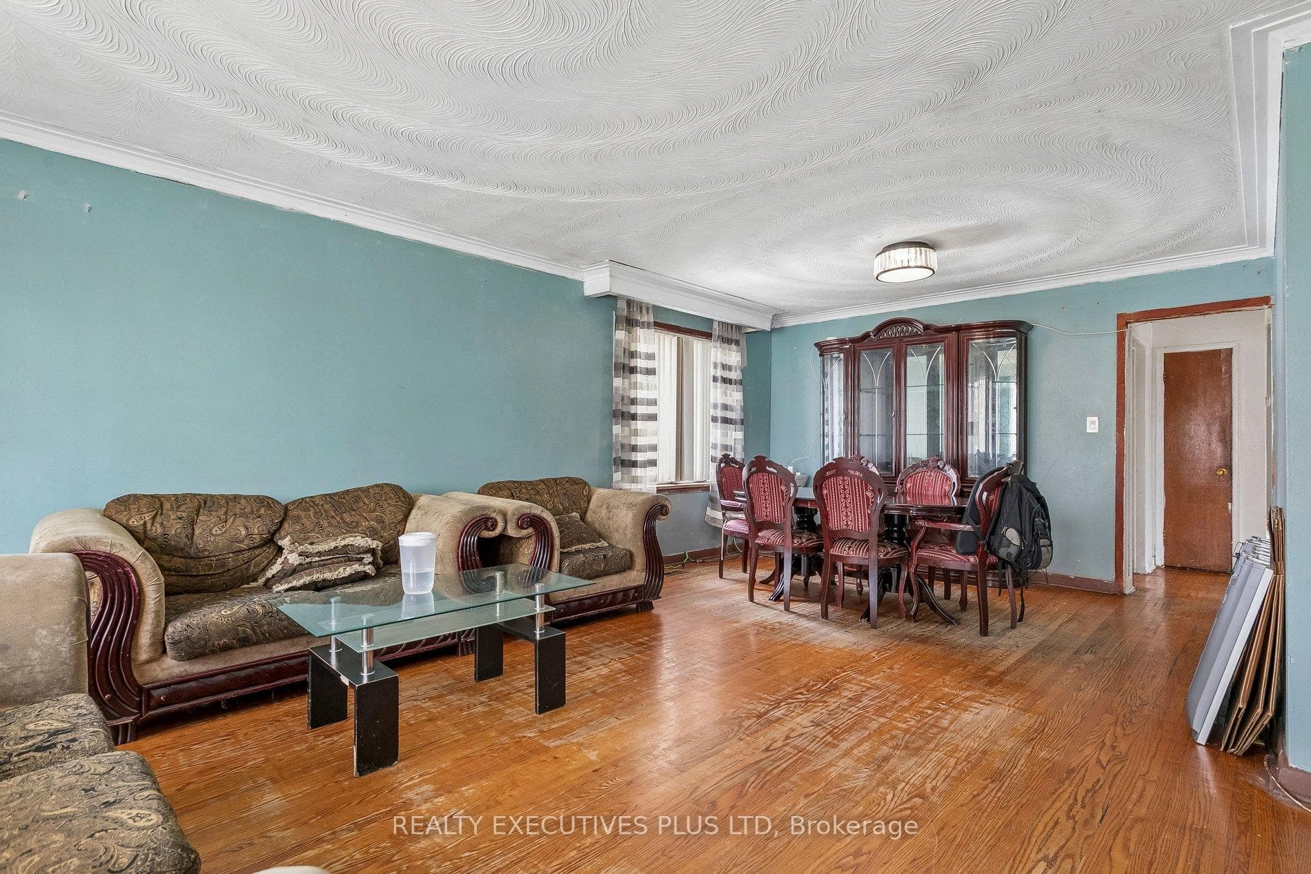 Living/Dining Room