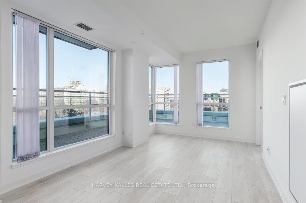 223 St Clair Avenue Unit 711 photo 7