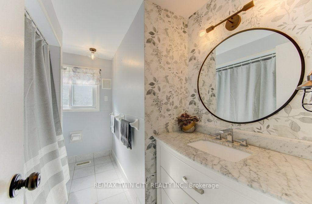 61 Windsor Street photo 27