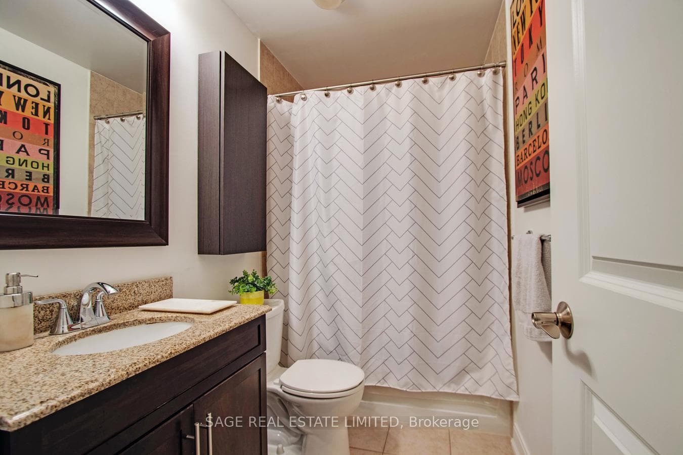 88 Broadway Avenue Unit 202 photo 17