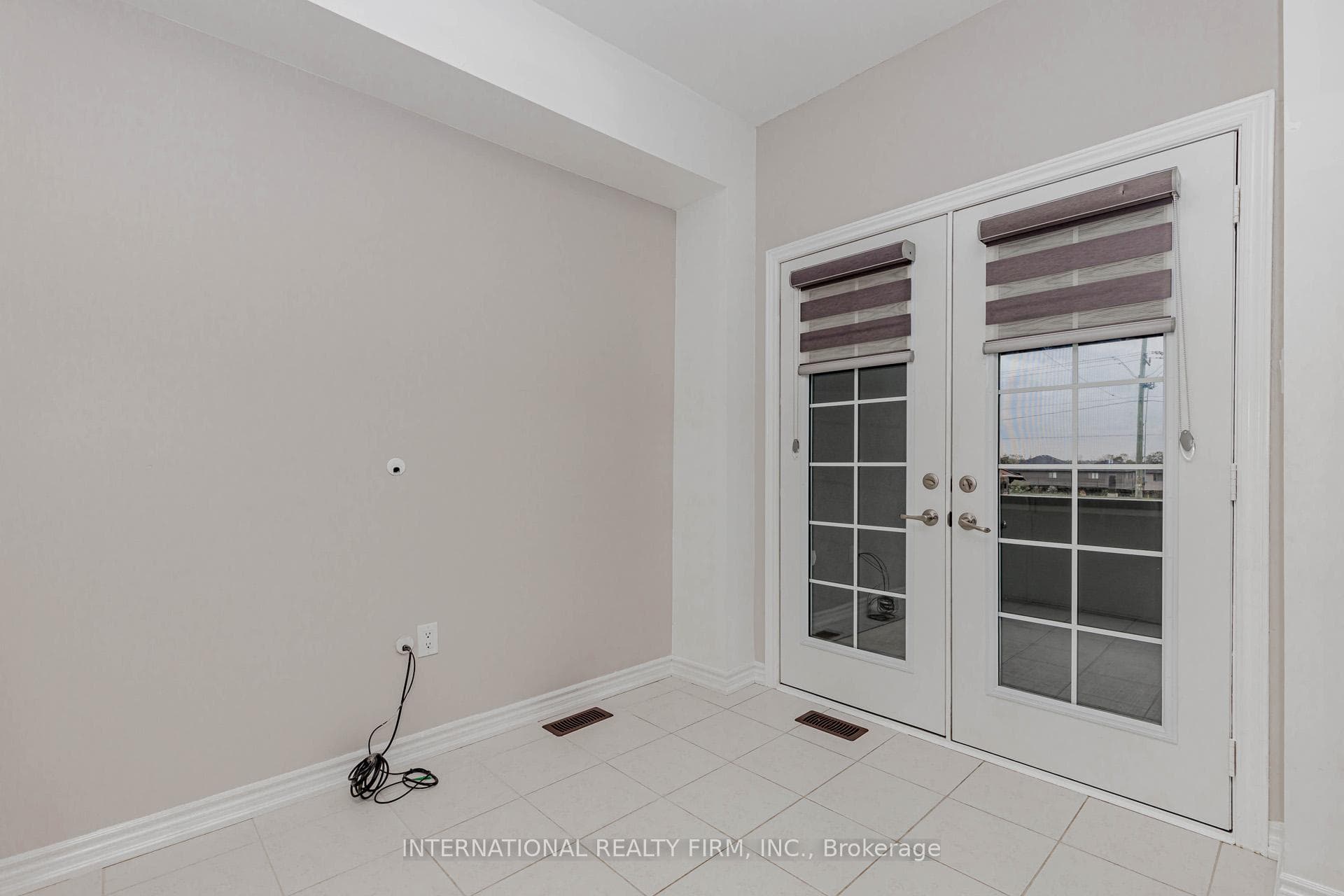 138 Flagg Avenue photo 17