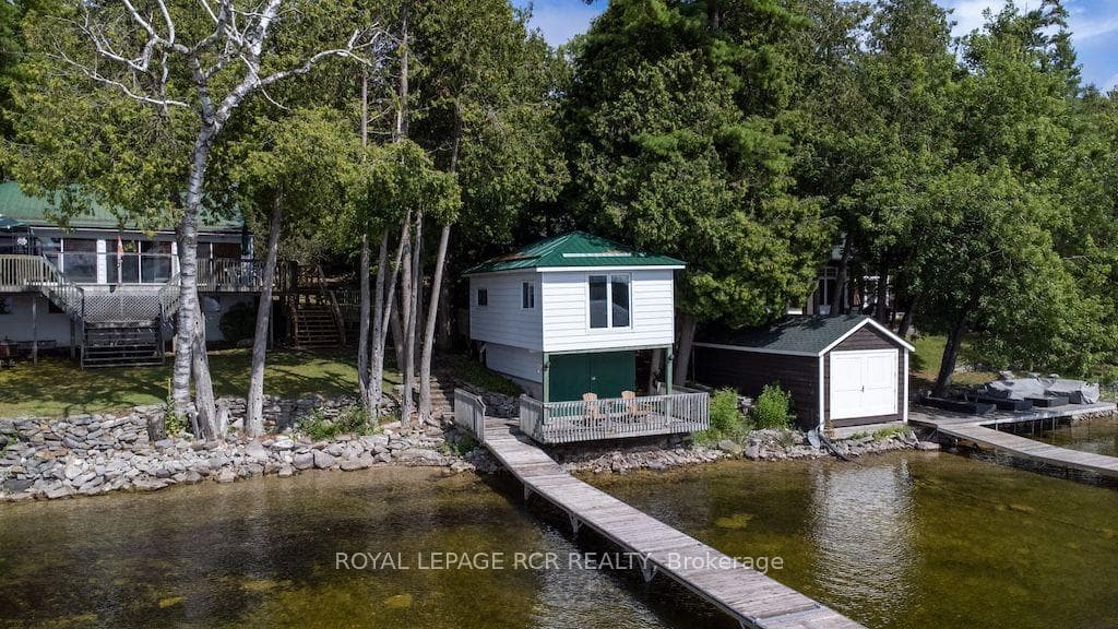Bunkie Boathouse