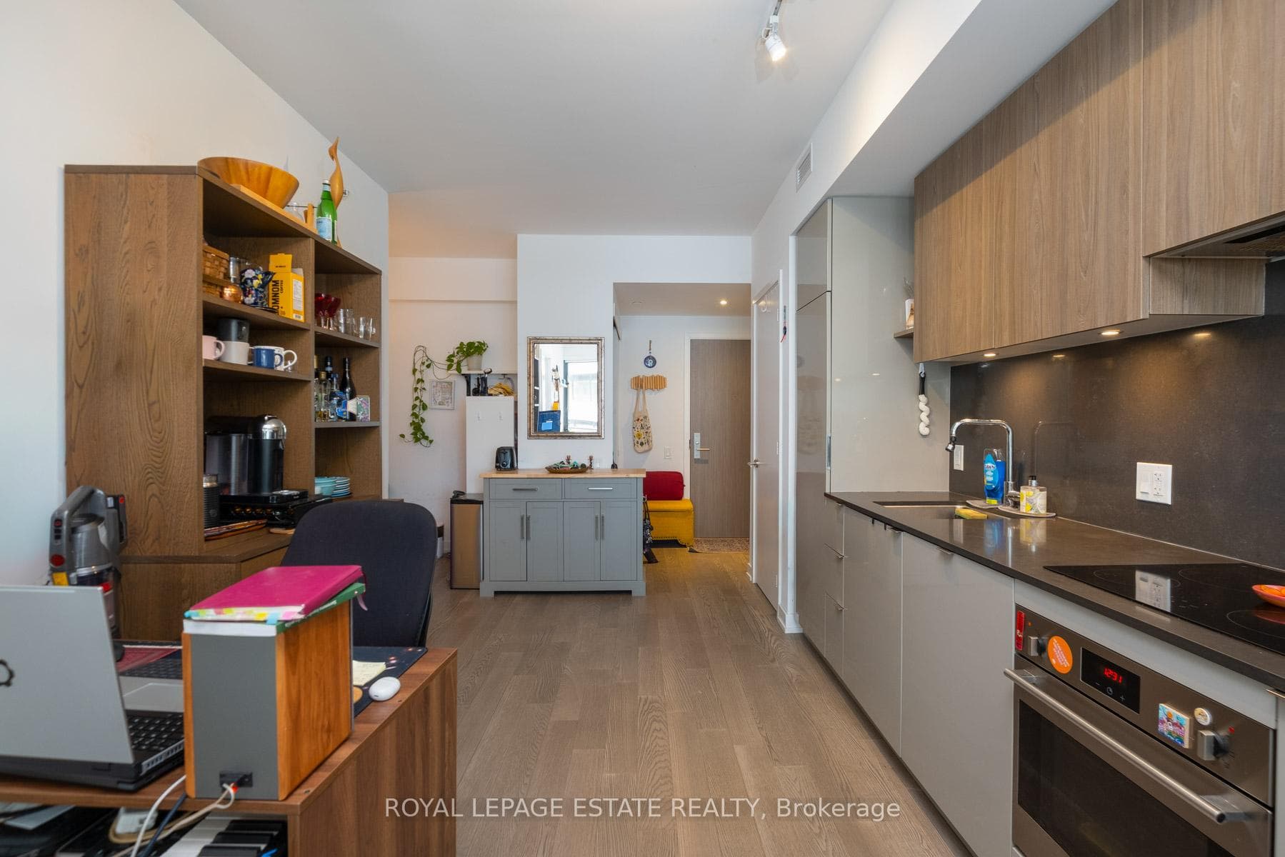 161 Roehampton Avenue Unit 2607 photo 4