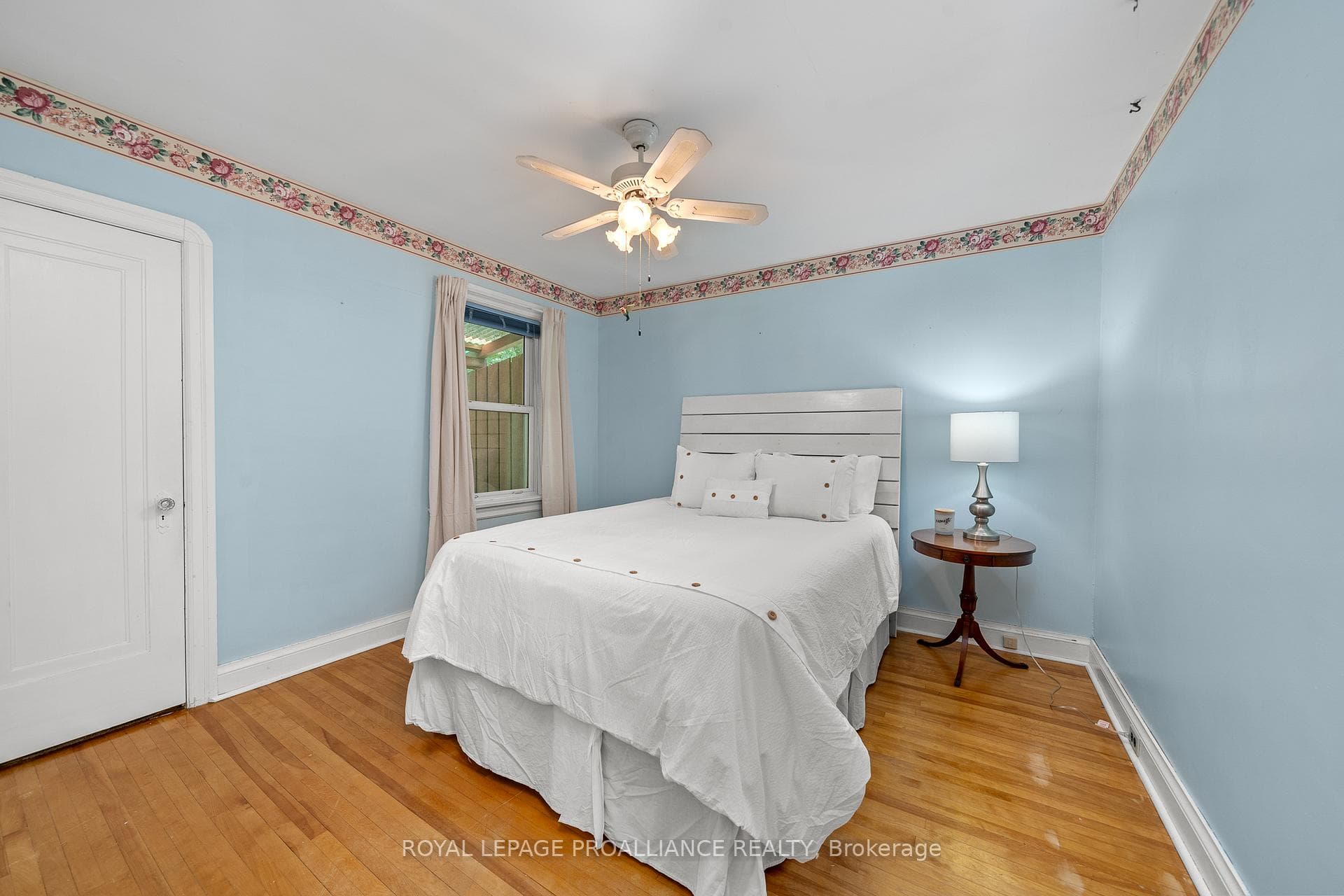 284 Bleecker Avenue photo 18