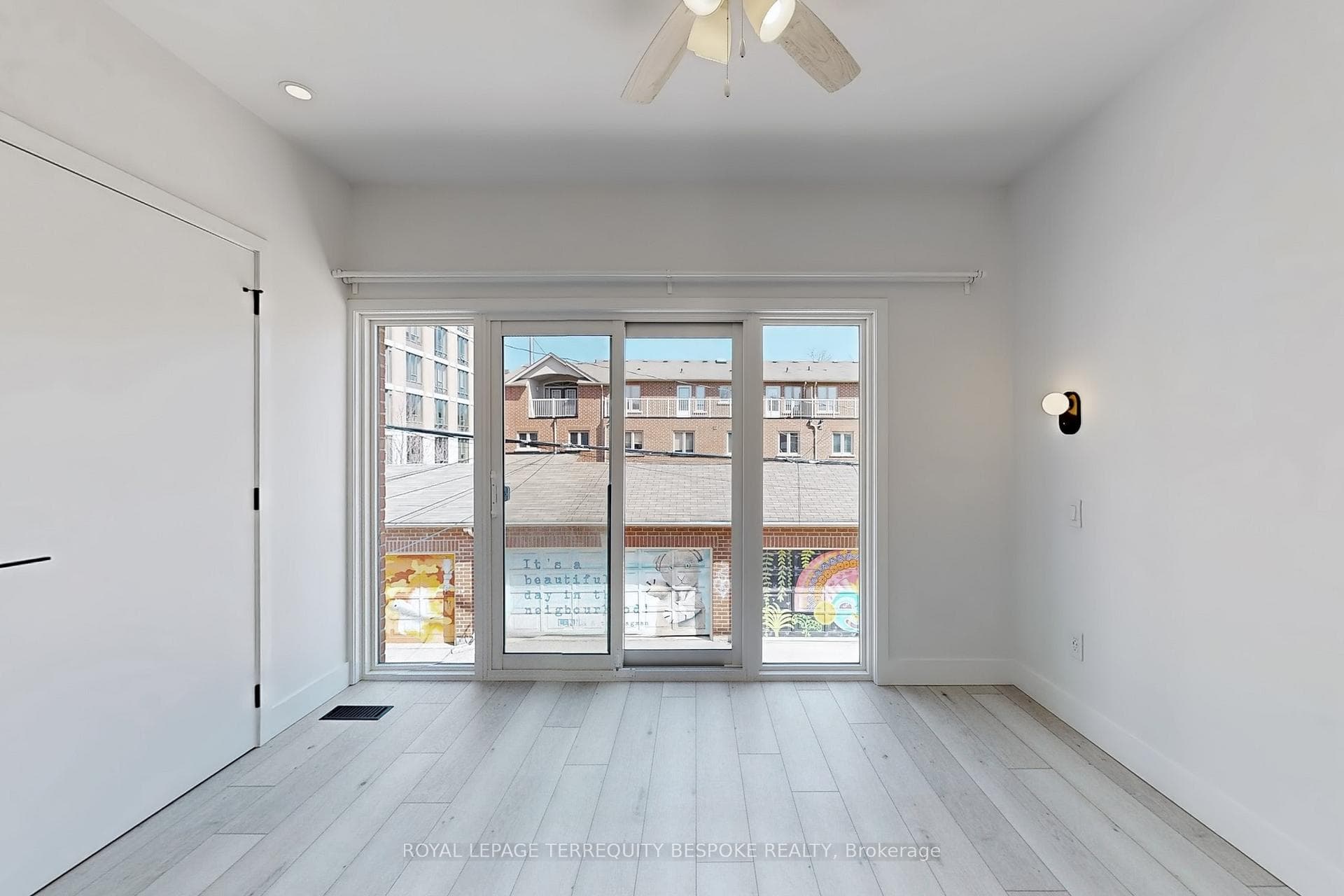 363 Euclid Avenue Unit Laneway photo 19