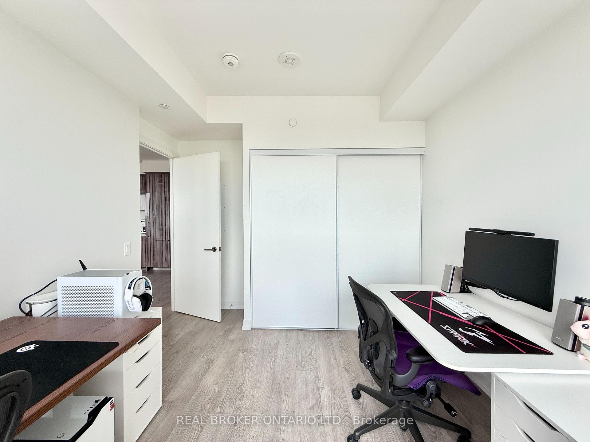 1 Grandview Avenue Unit 1608 photo 19