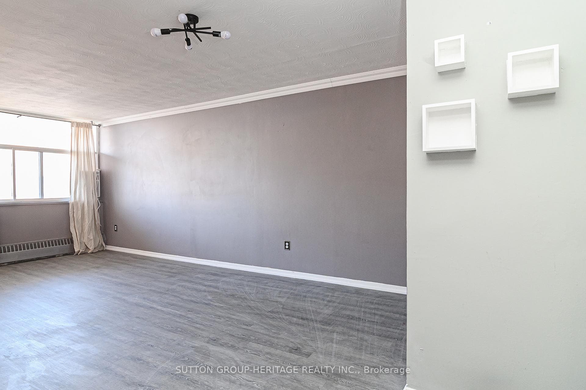 2245 Eglinton Avenue Unit 605 photo 10