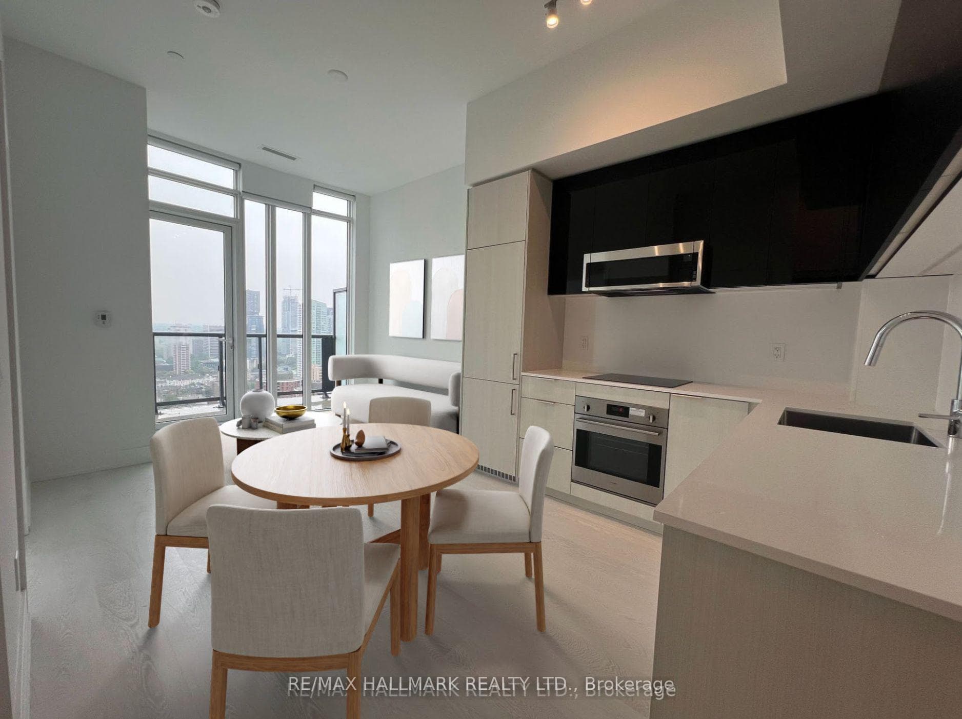 308 Jarvis Street Unit 3407 photo 3