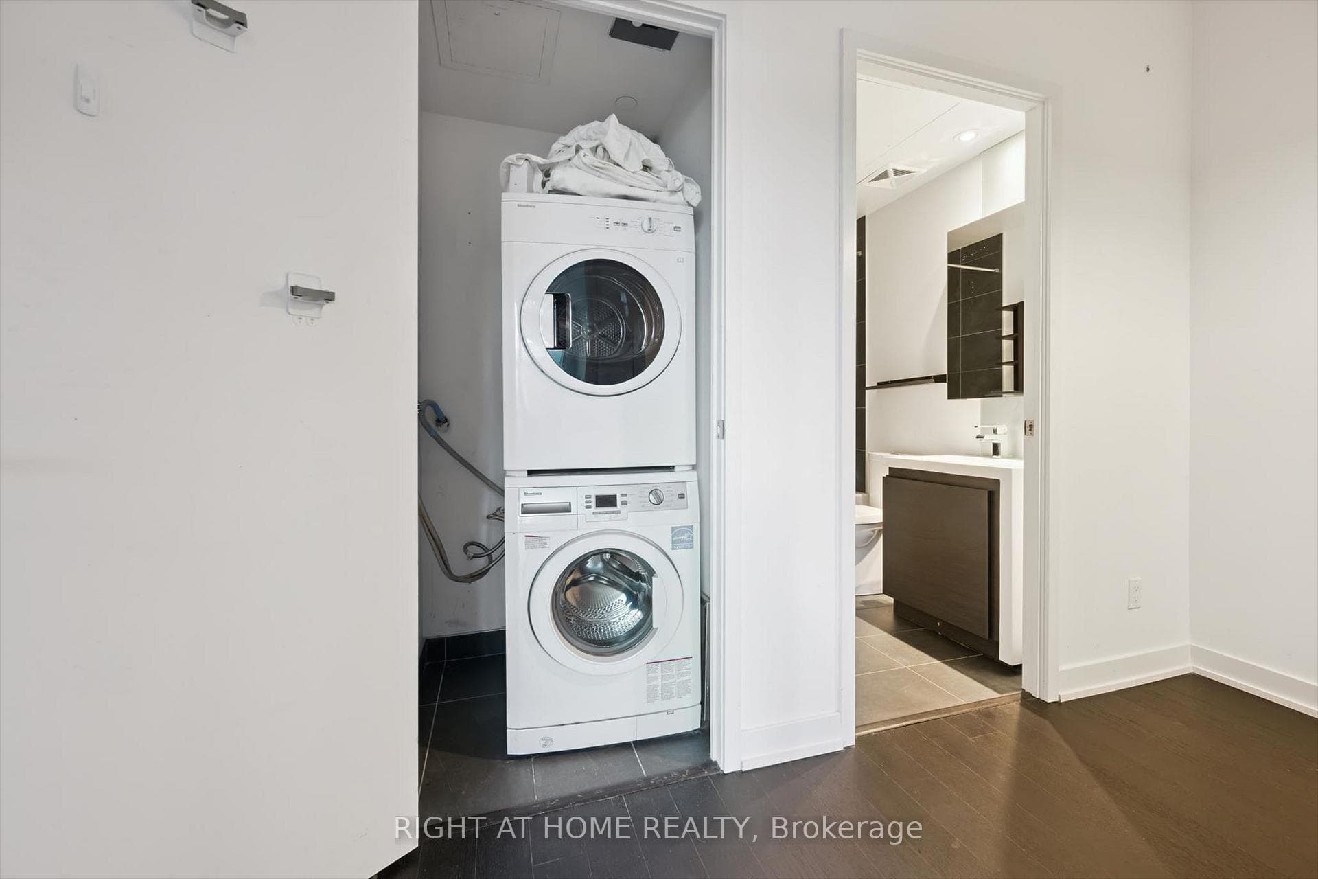 1030 King Street Unit 418 photo 18
