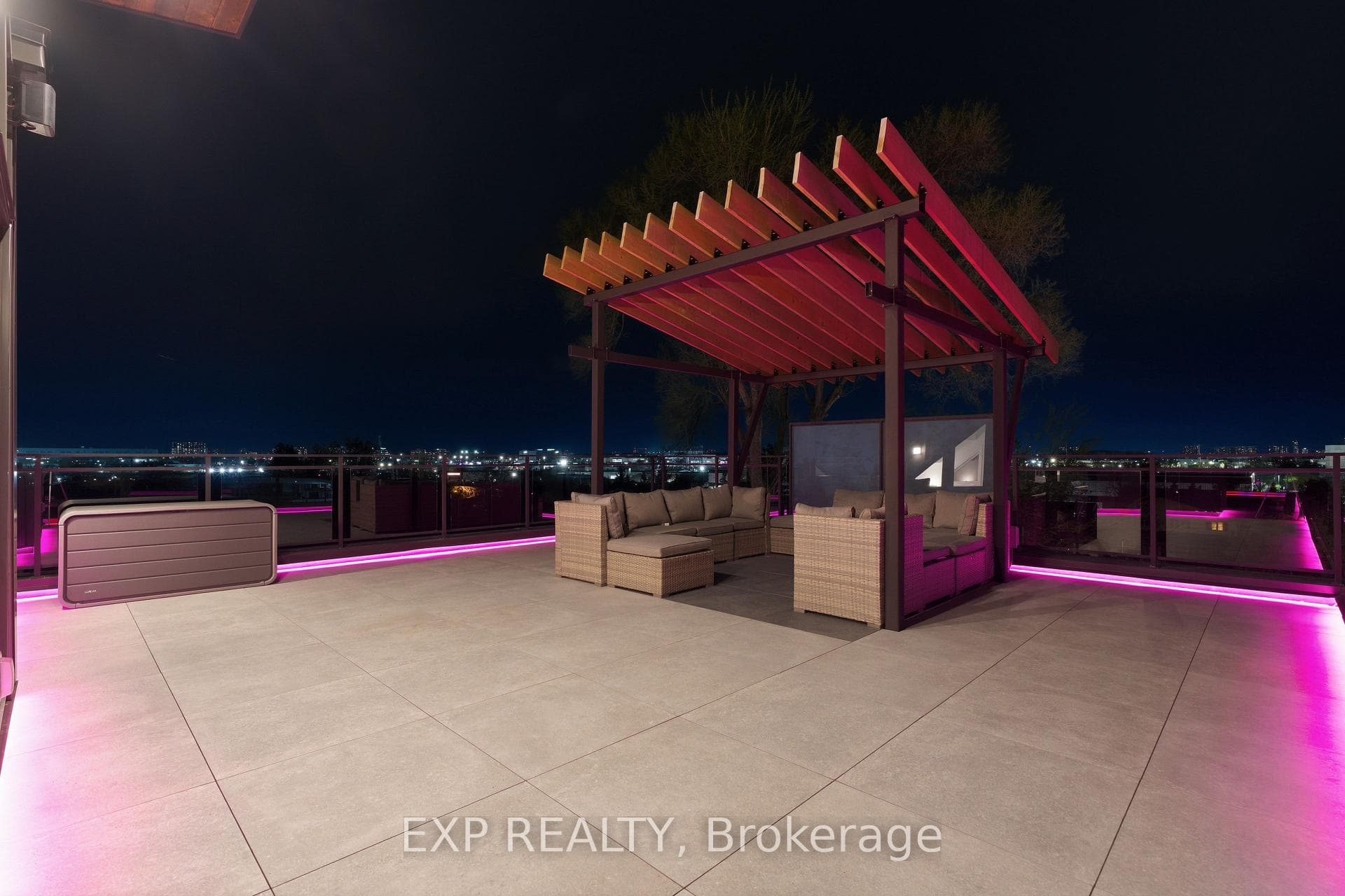 1356 Louis Lane photo 47