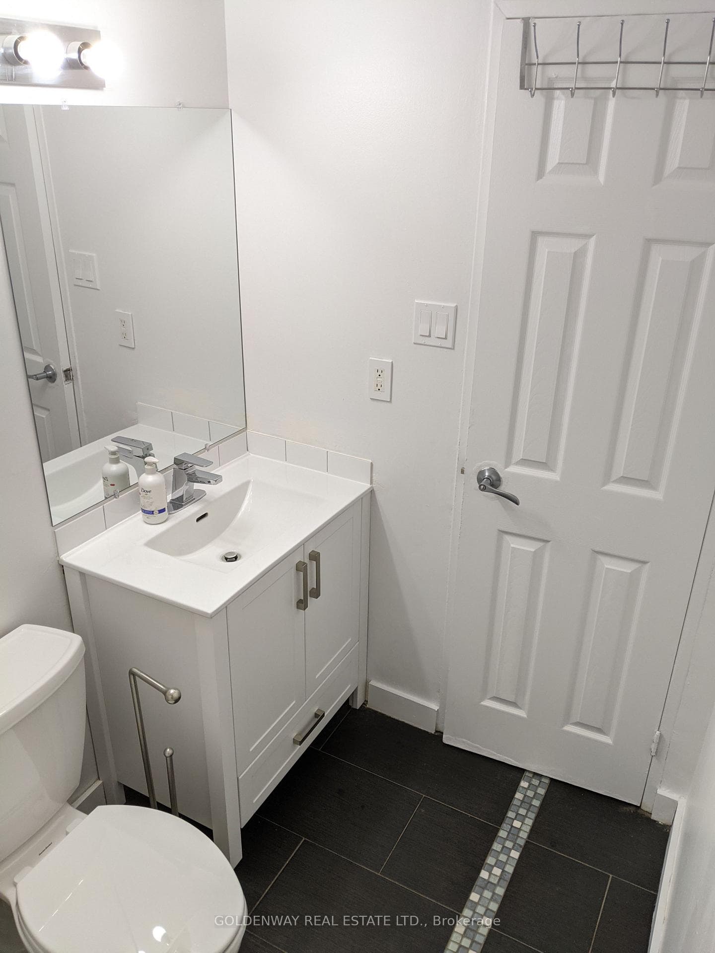 177 Linus Road Unit 402 photo 12