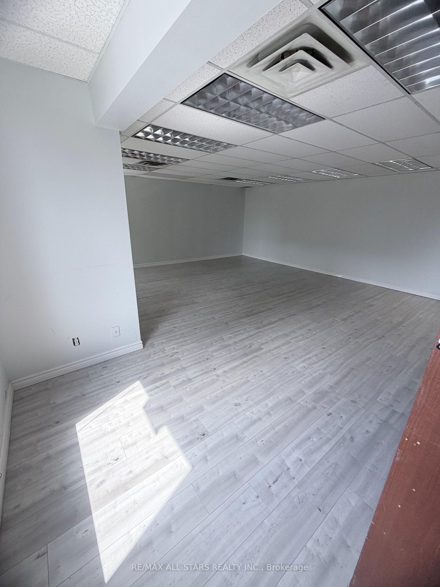 2190 Warden Avenue Unit 212a photo 12