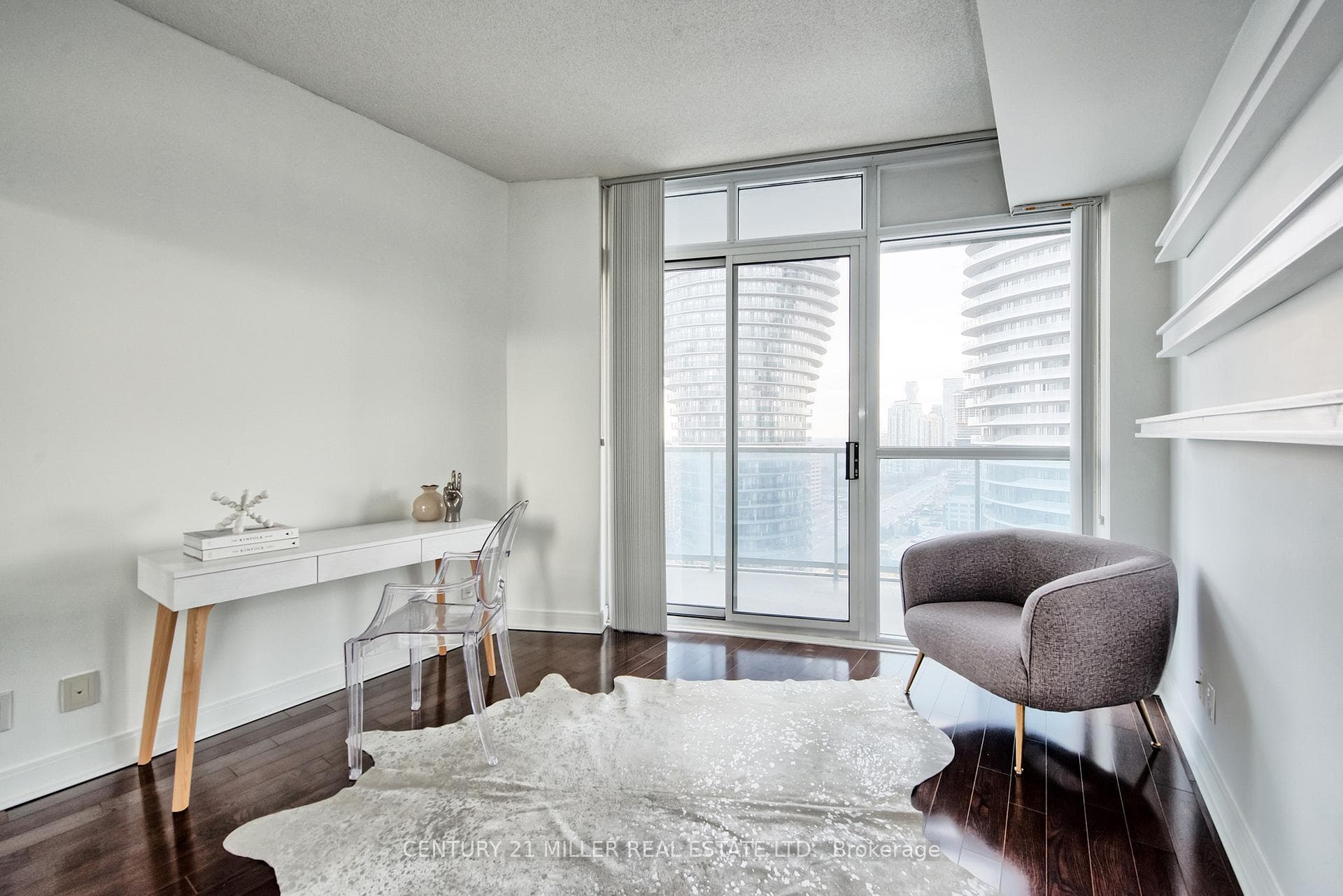 80 Absolute Avenue Unit 2507 photo 13