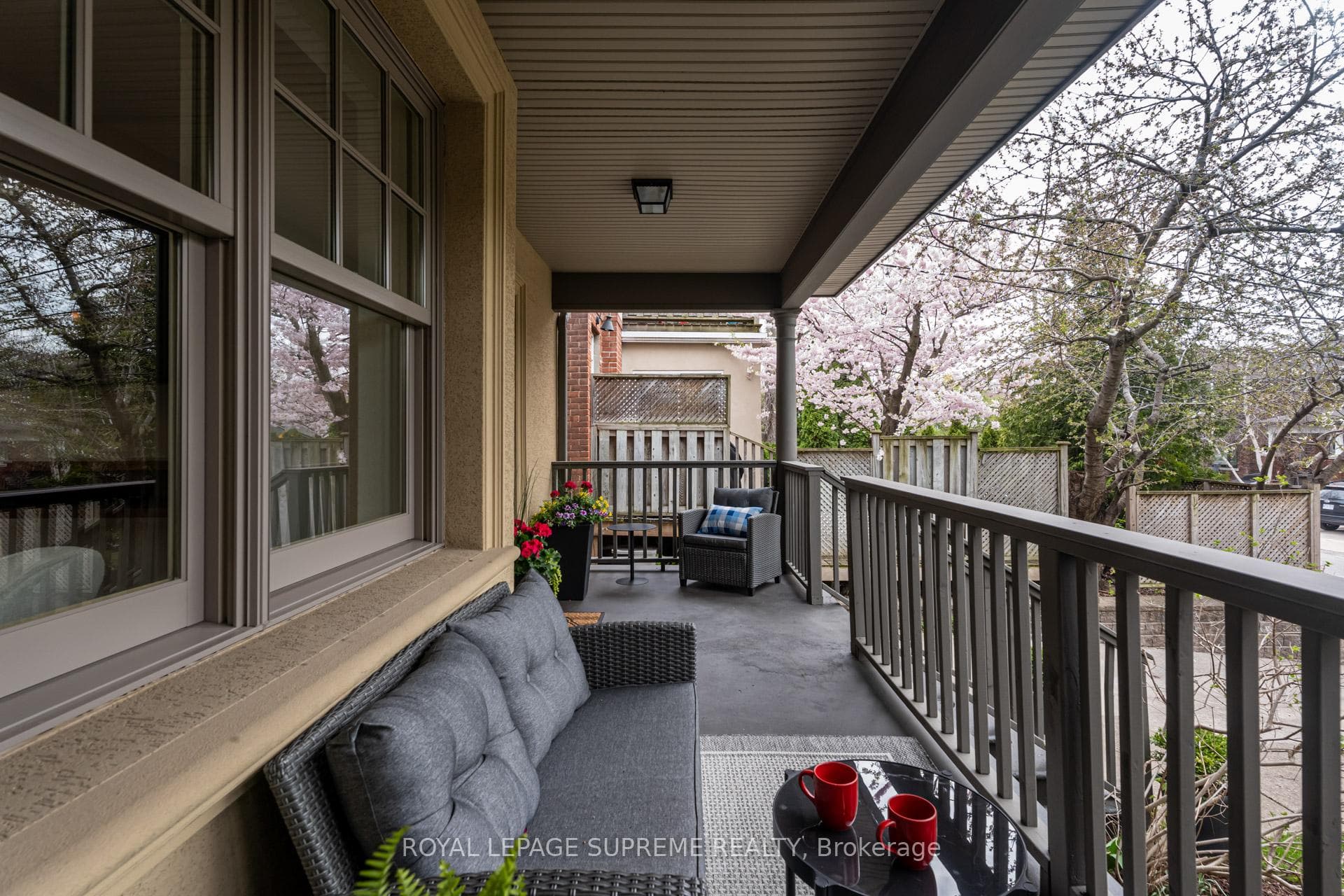 173 Arlington Avenue photo 3