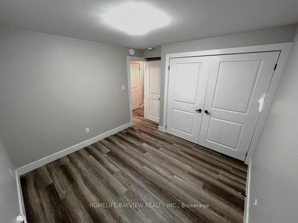 162 PENETANGUISHENE Road Unit Garden Suite photo 6