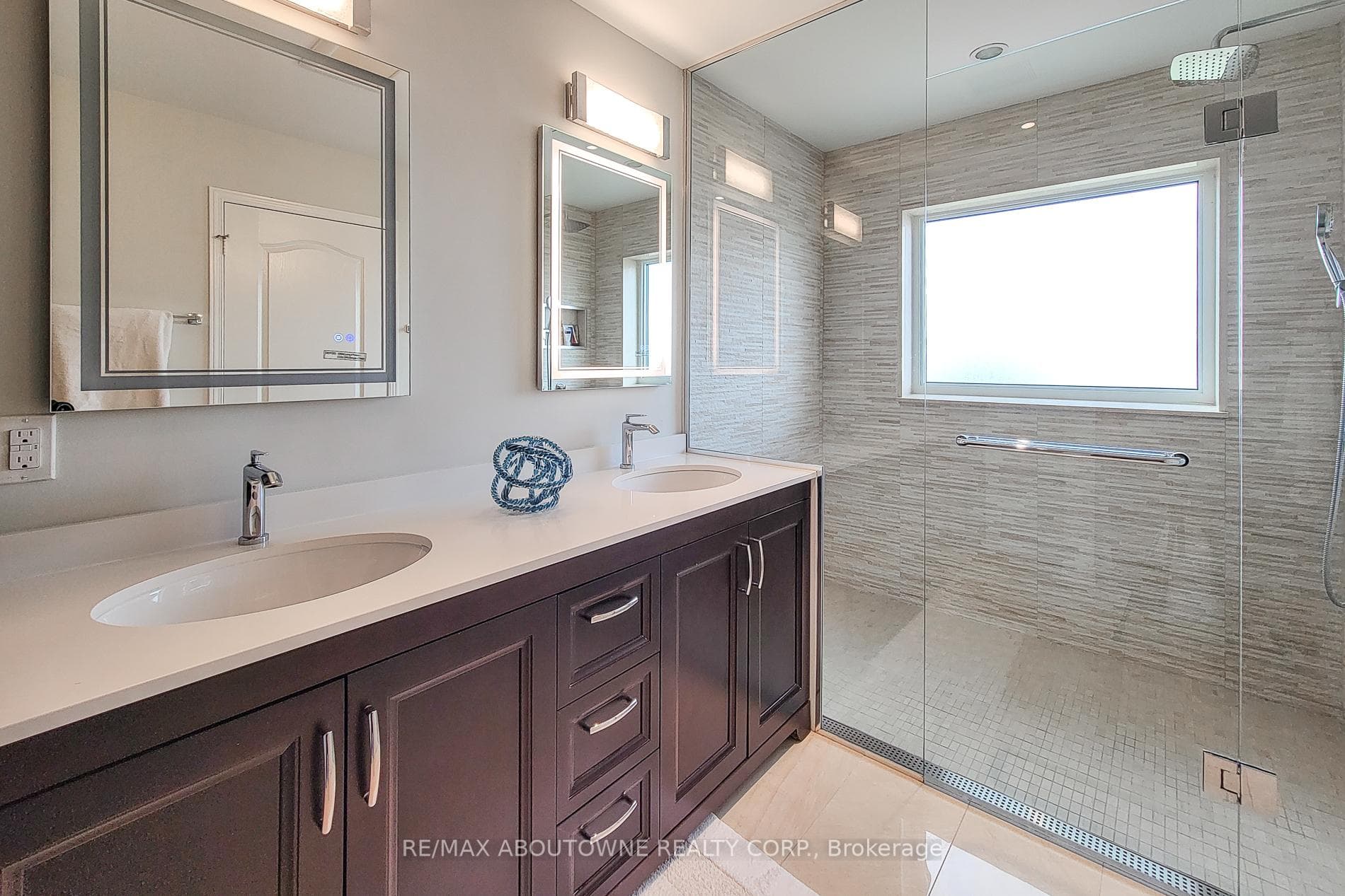 4923 Sebastian Drive photo 36