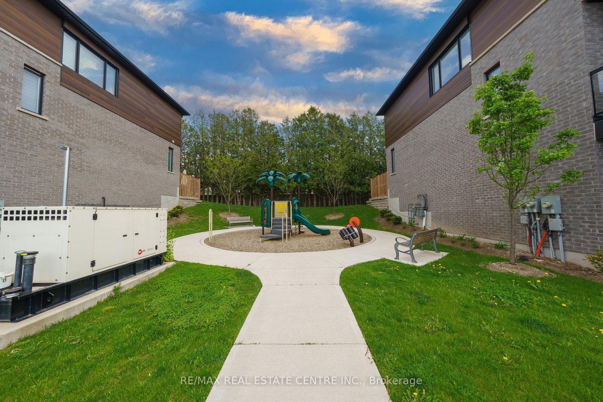 350 River Road Unit 23 photo 40