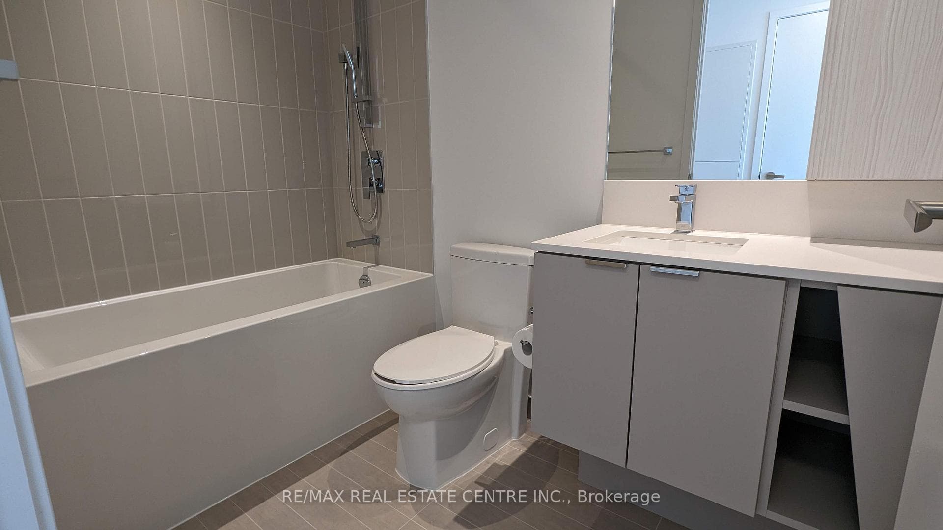 3883 Quartz Road Unit 811 photo 8