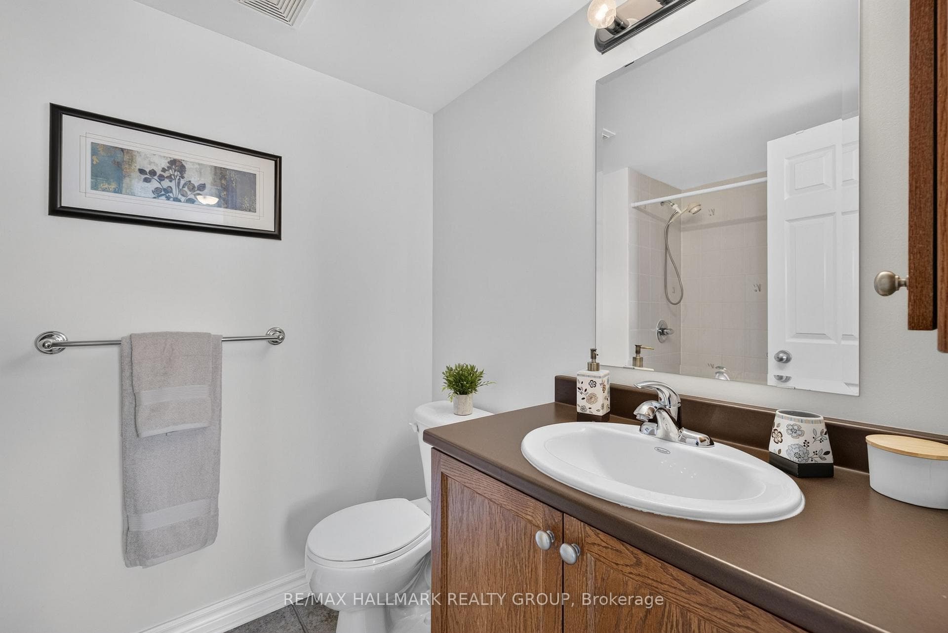 581 Lakeridge Drive Unit 16 photo 42
