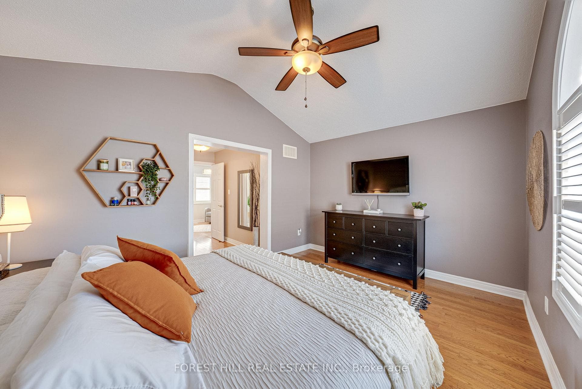 78 Calmar Crescent photo 21