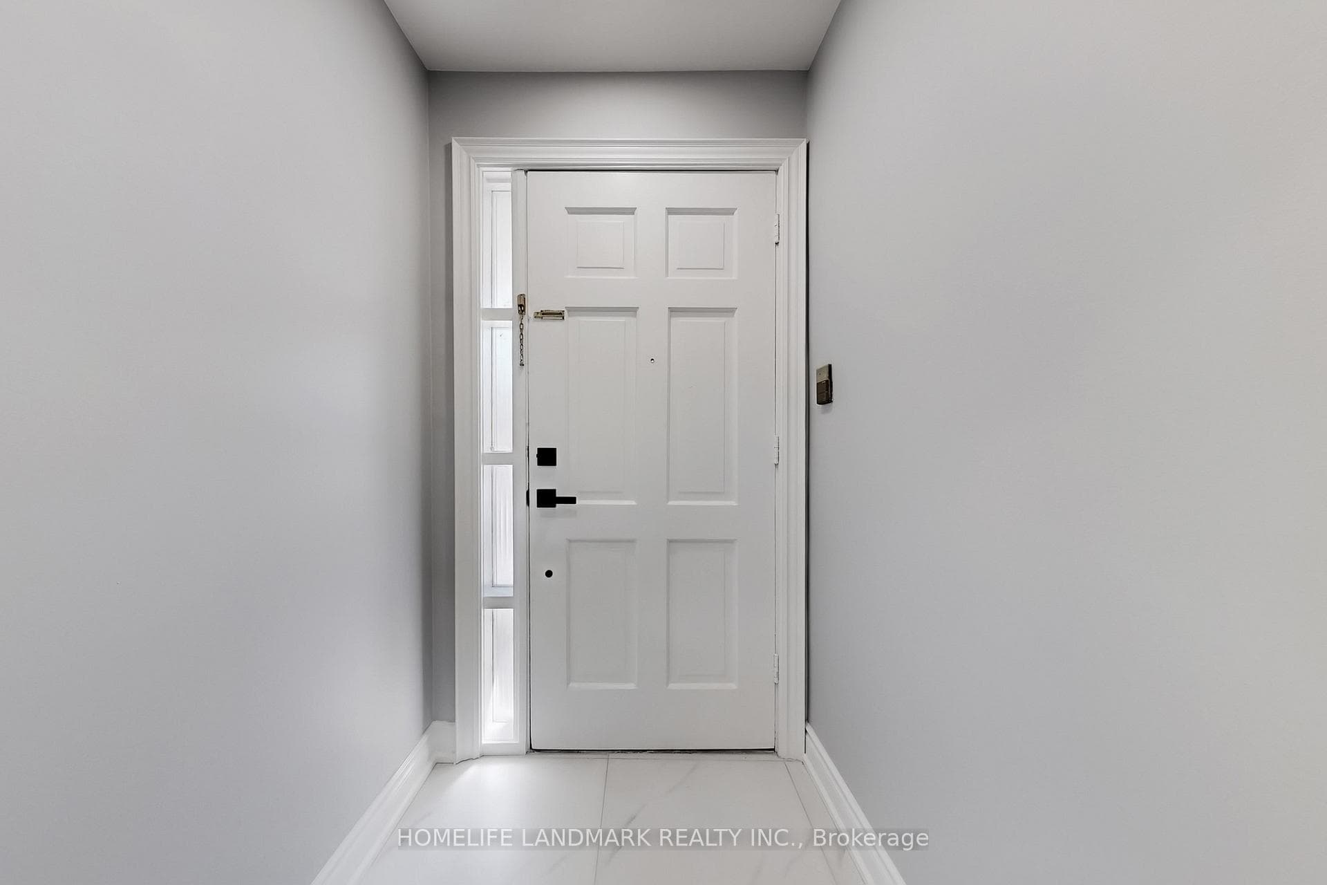 38 Pebblehill Square photo 16