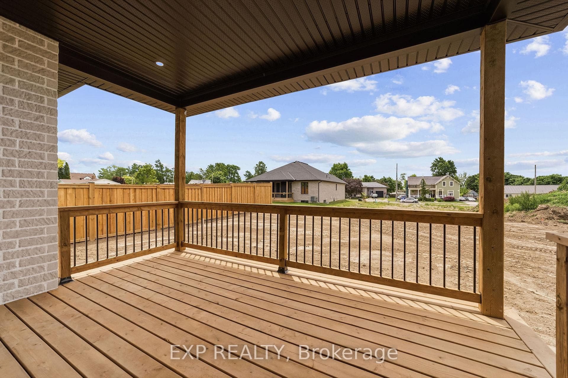 404 Erie Street photo 15