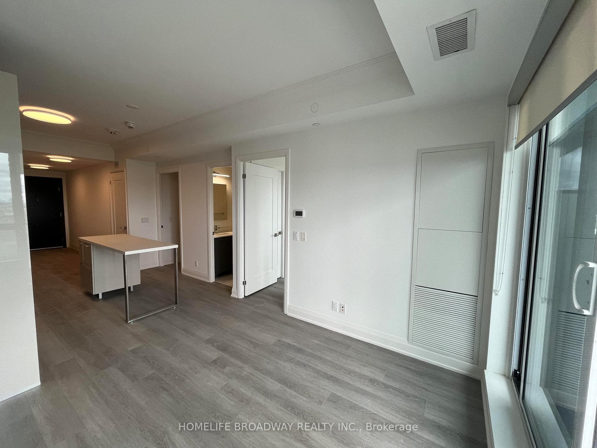 18 Water Walk Drive Unit 2807 photo 5