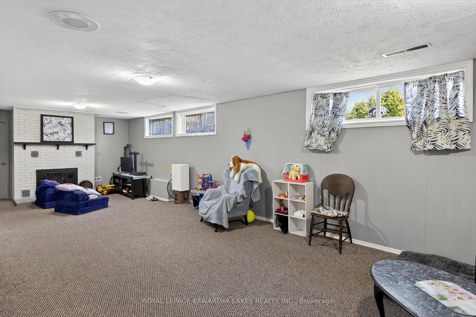 2 Linwood Road photo 34