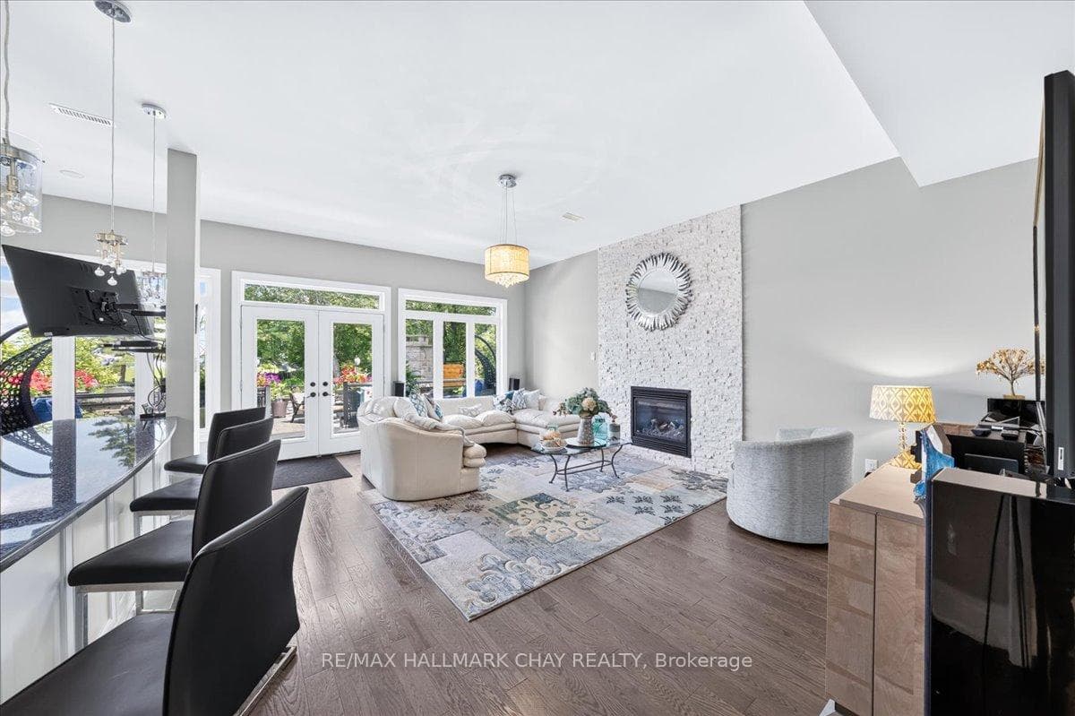 665 Park Road photo 8