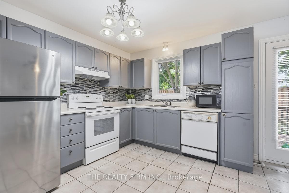 151 Martinet Avenue Unit 60 photo 12