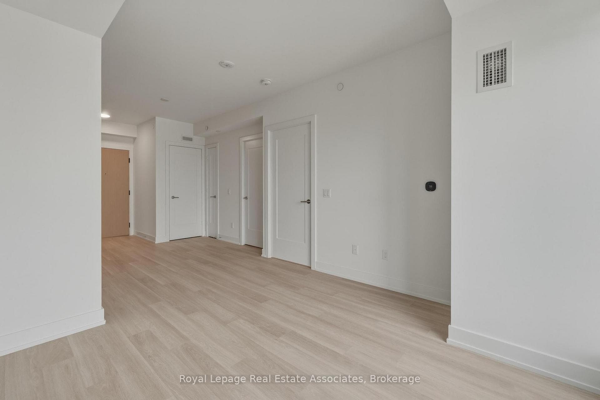 25 Cordova Avenue Unit 1402 photo 14