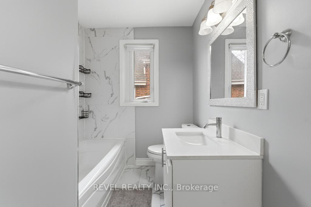 44 Jefferson Avenue photo 36