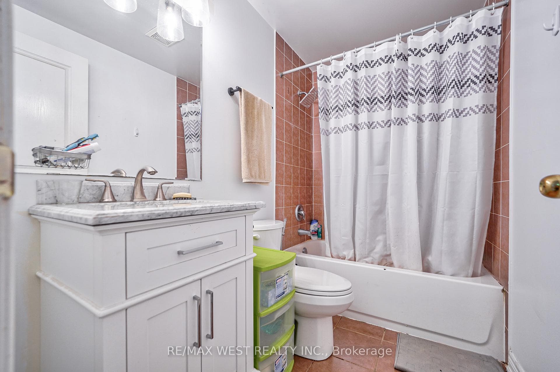 135 Homestead Road photo 14