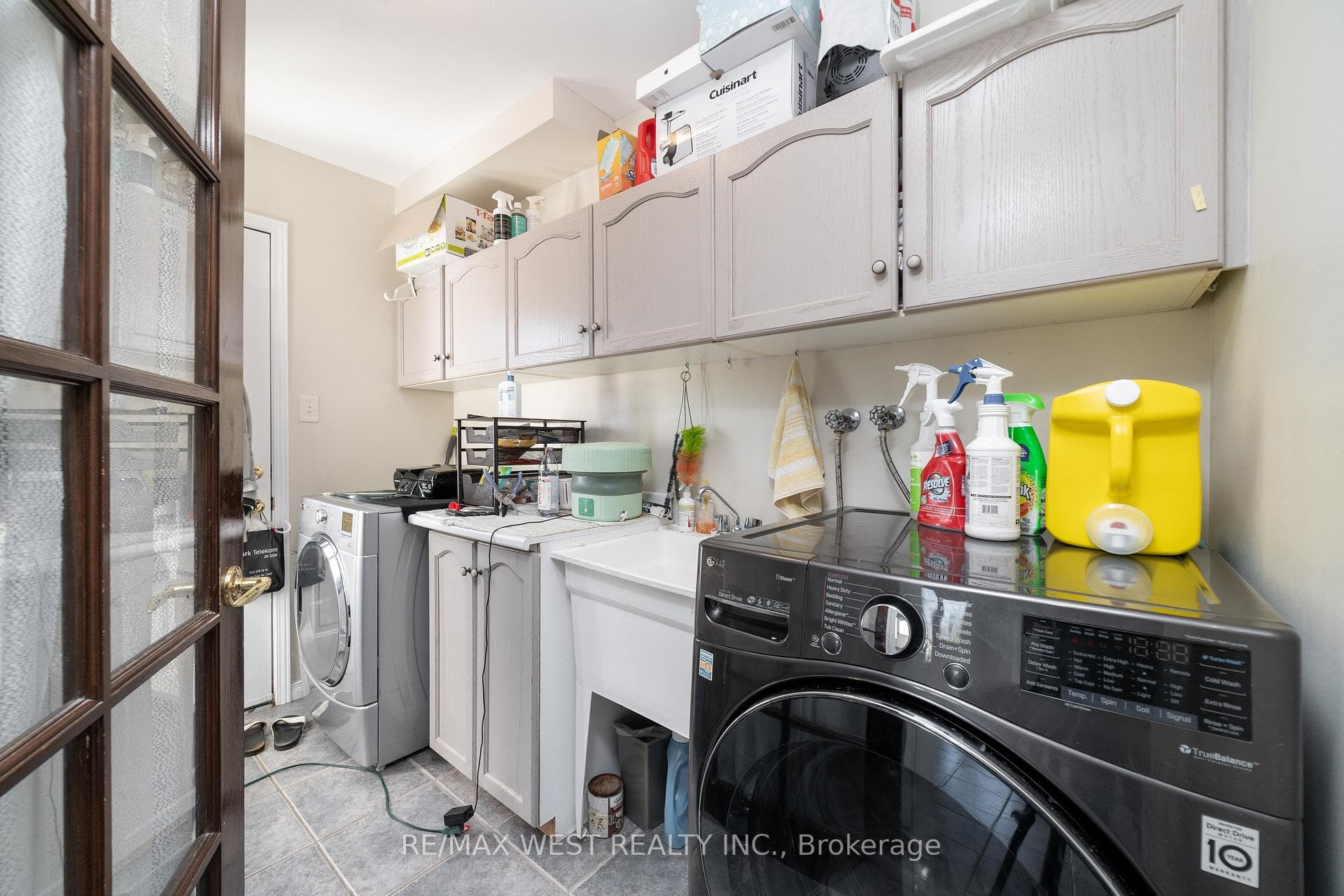 1286 Burkholder Drive photo 18