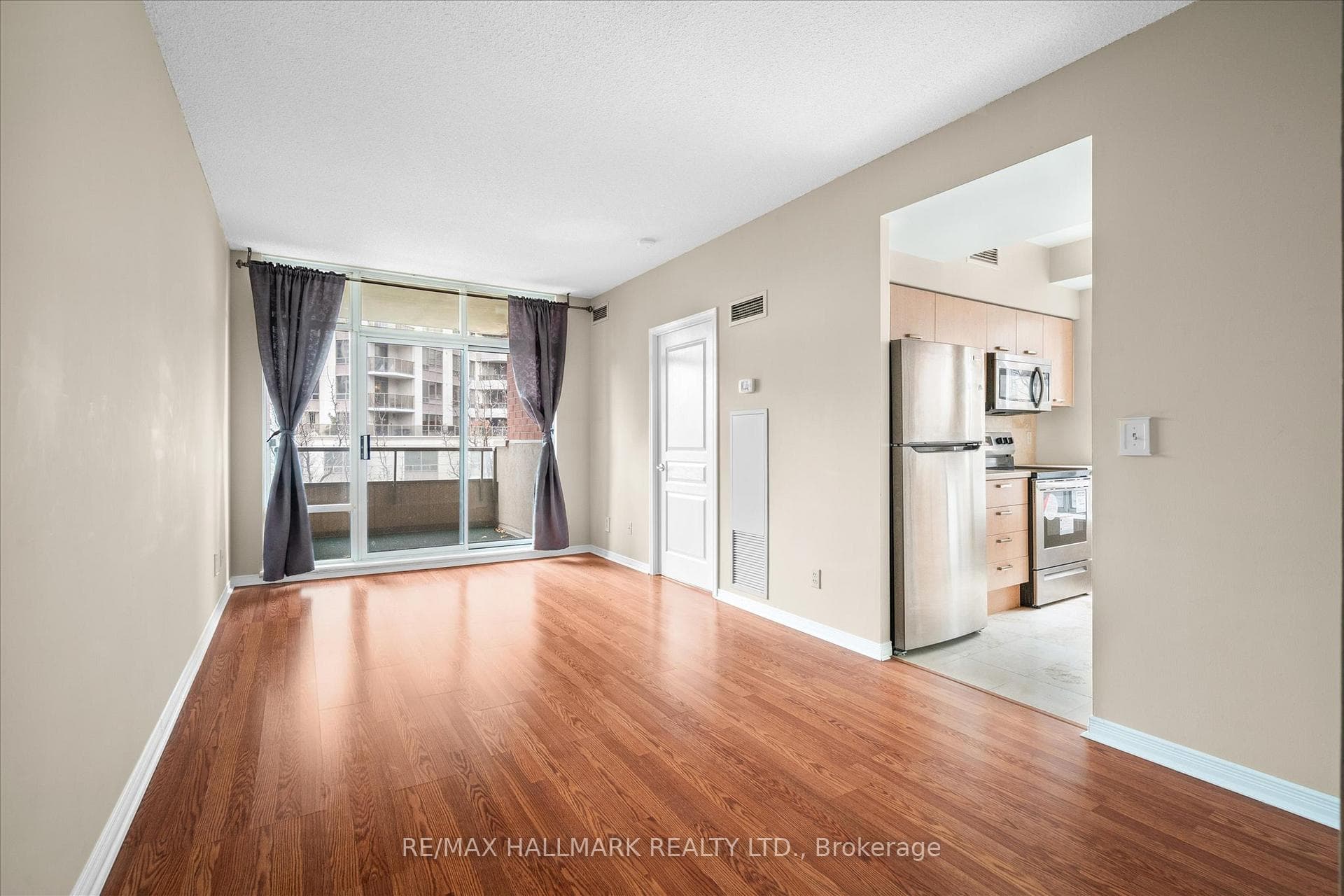 55 Harrison Garden Boulevard Unit 305 photo 7