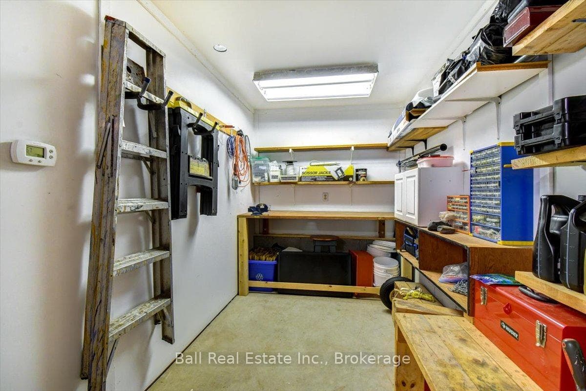 240 Stringer Drive photo 22