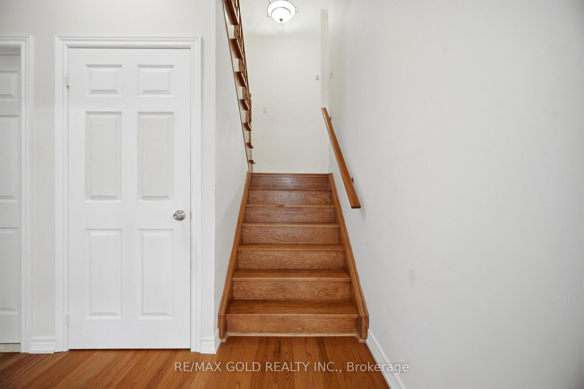 77 Trailside Walk photo 10