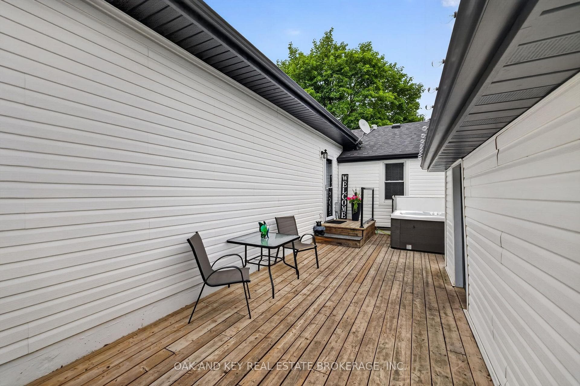 323 Clarke Road photo 41