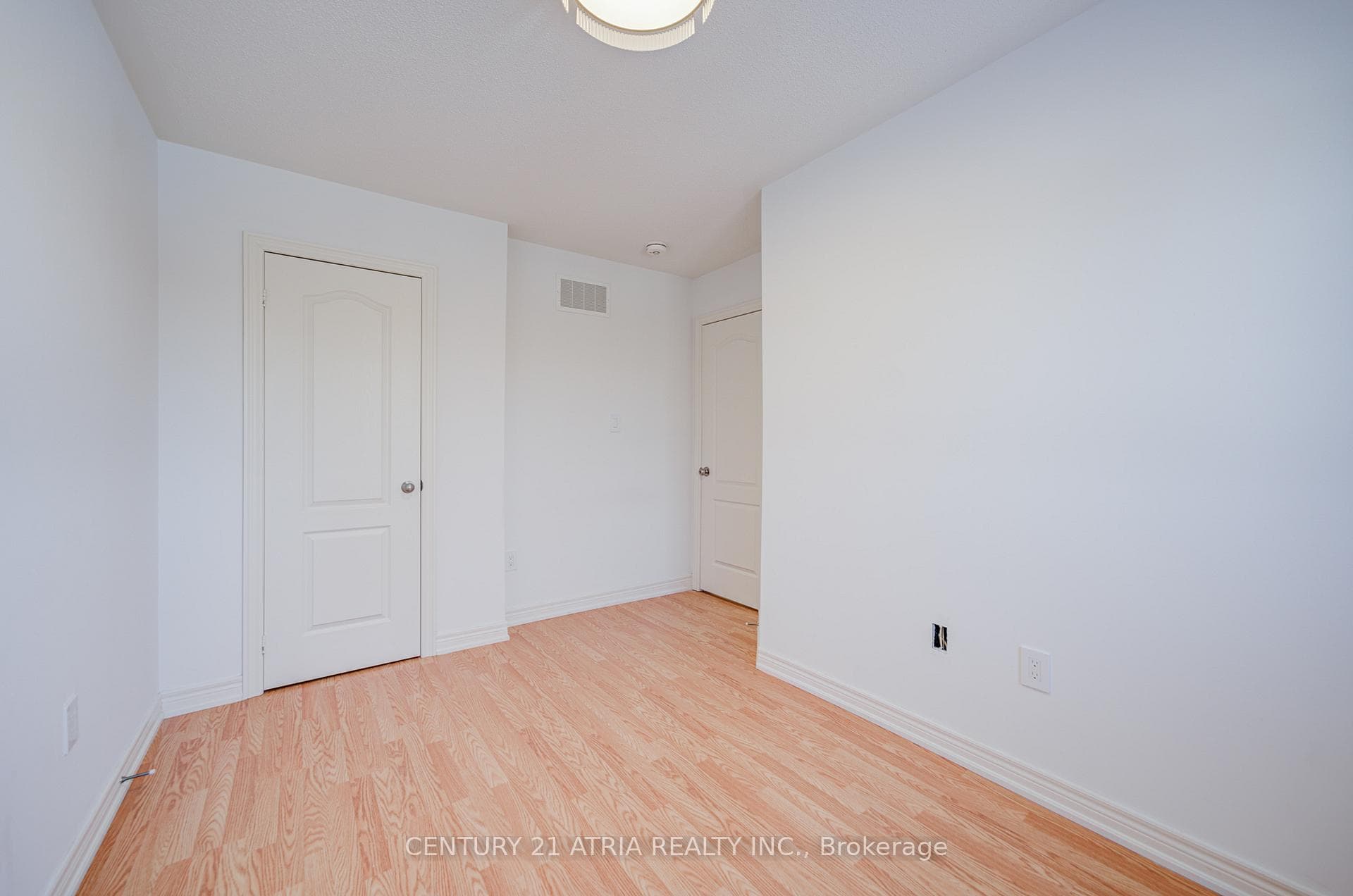 42 Roy Grove Way photo 46