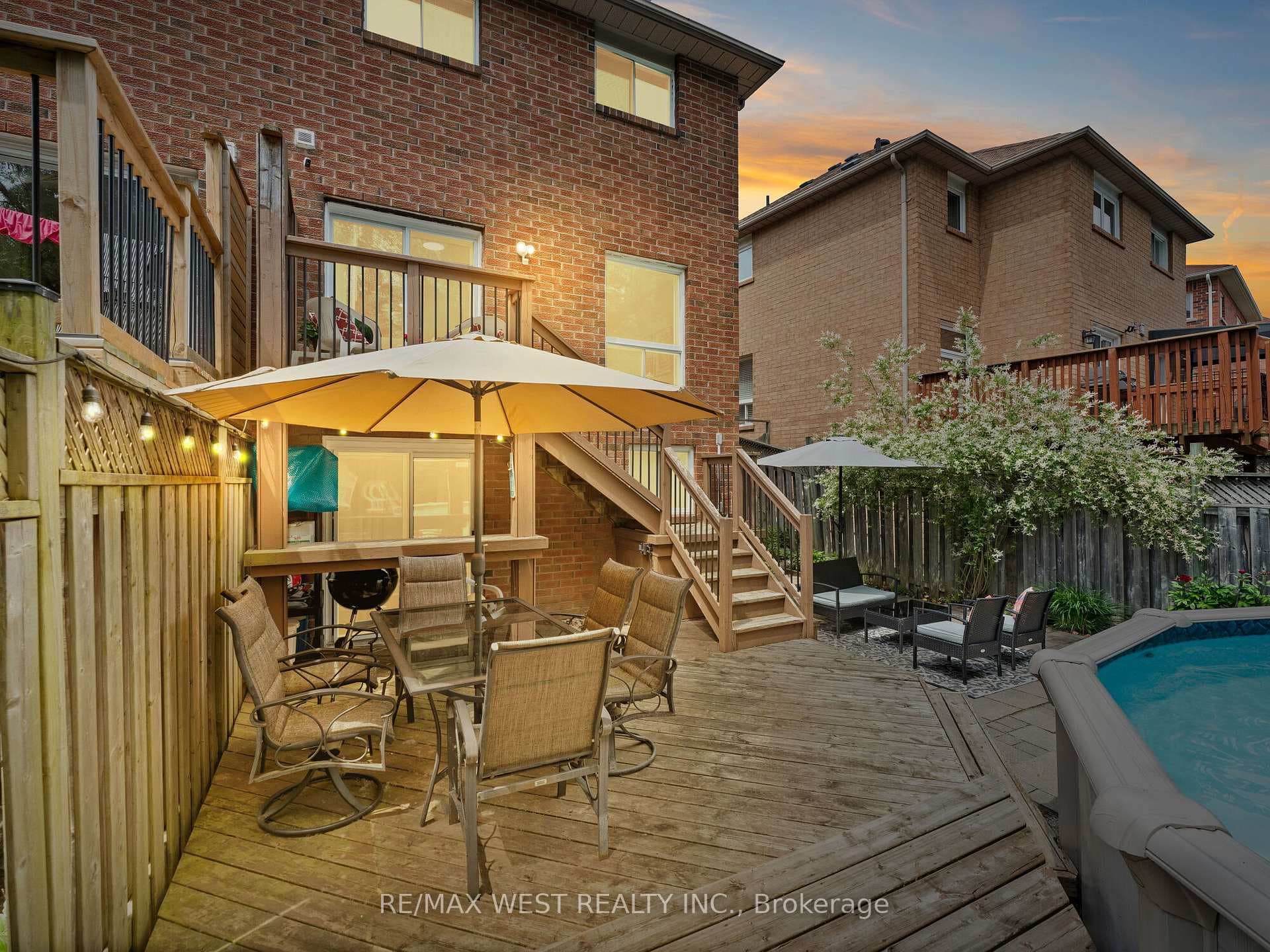 1608 Autumn Crescent photo 32