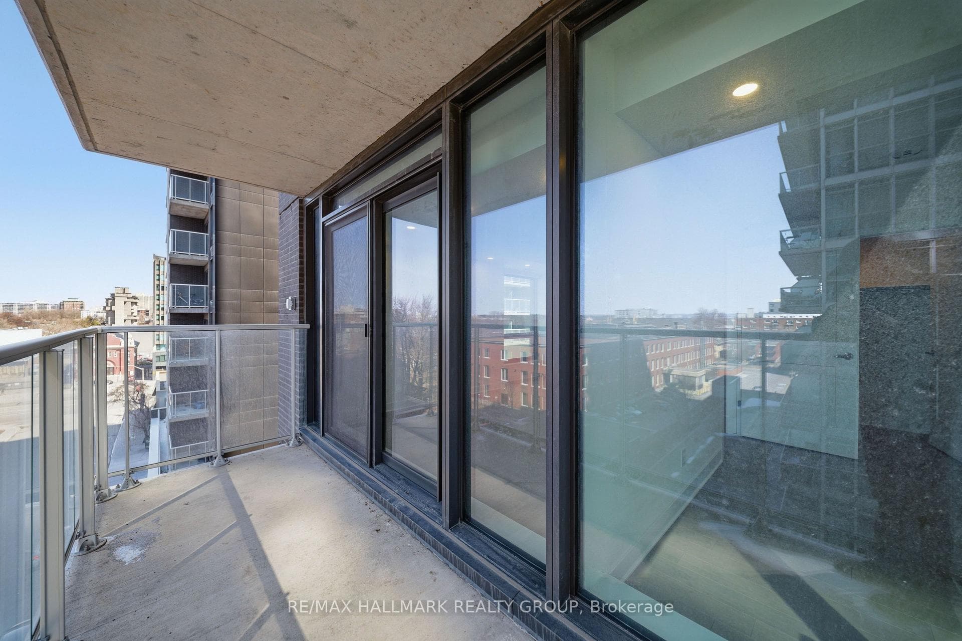 180 George Street Unit 1407 photo 15