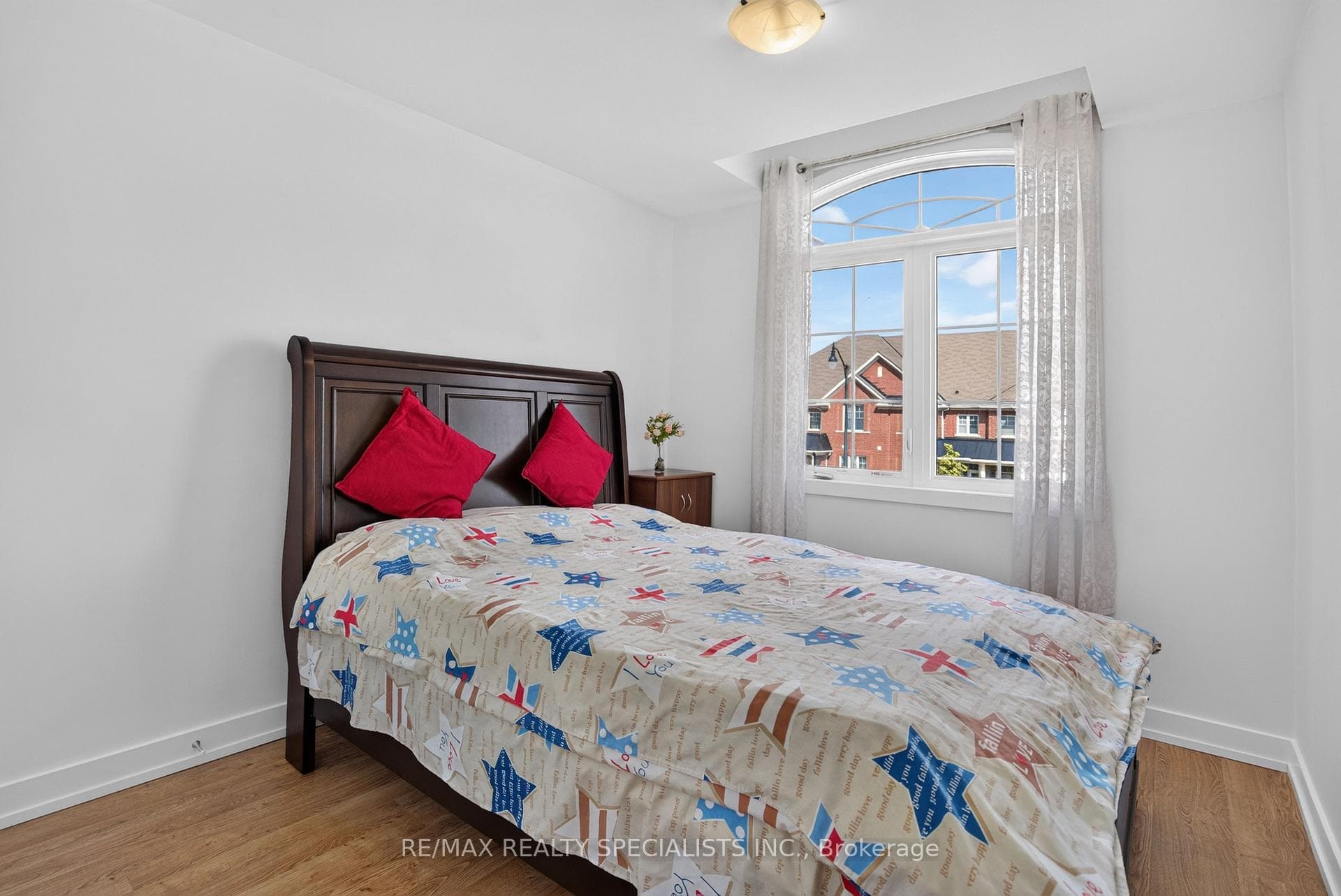 261 INSPIRE Boulevard photo 31