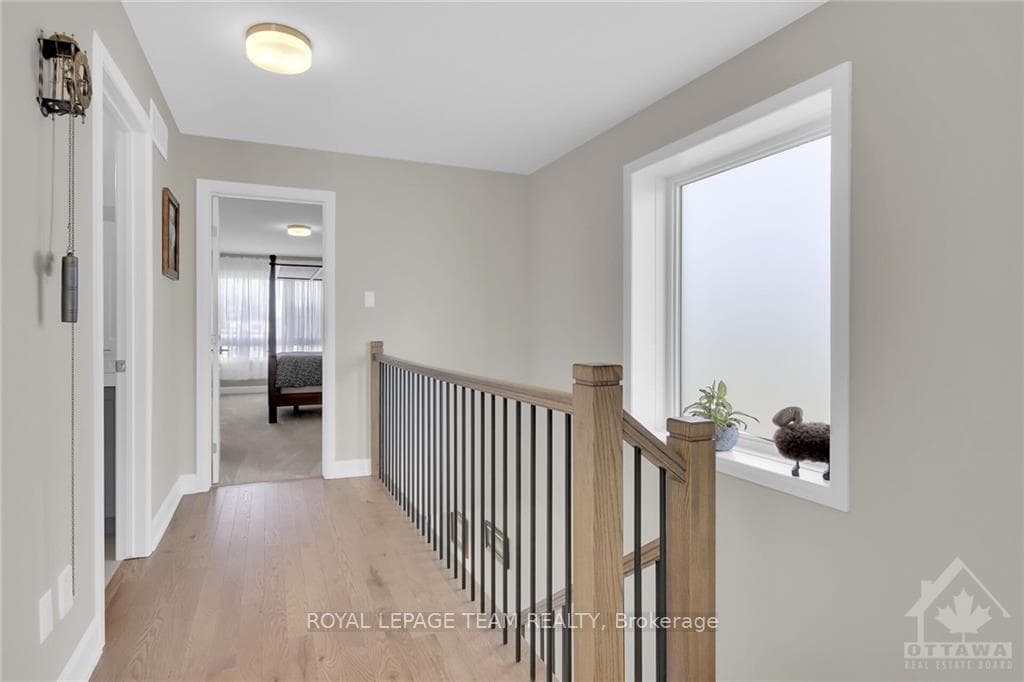 16B COCKBURN Street photo 15