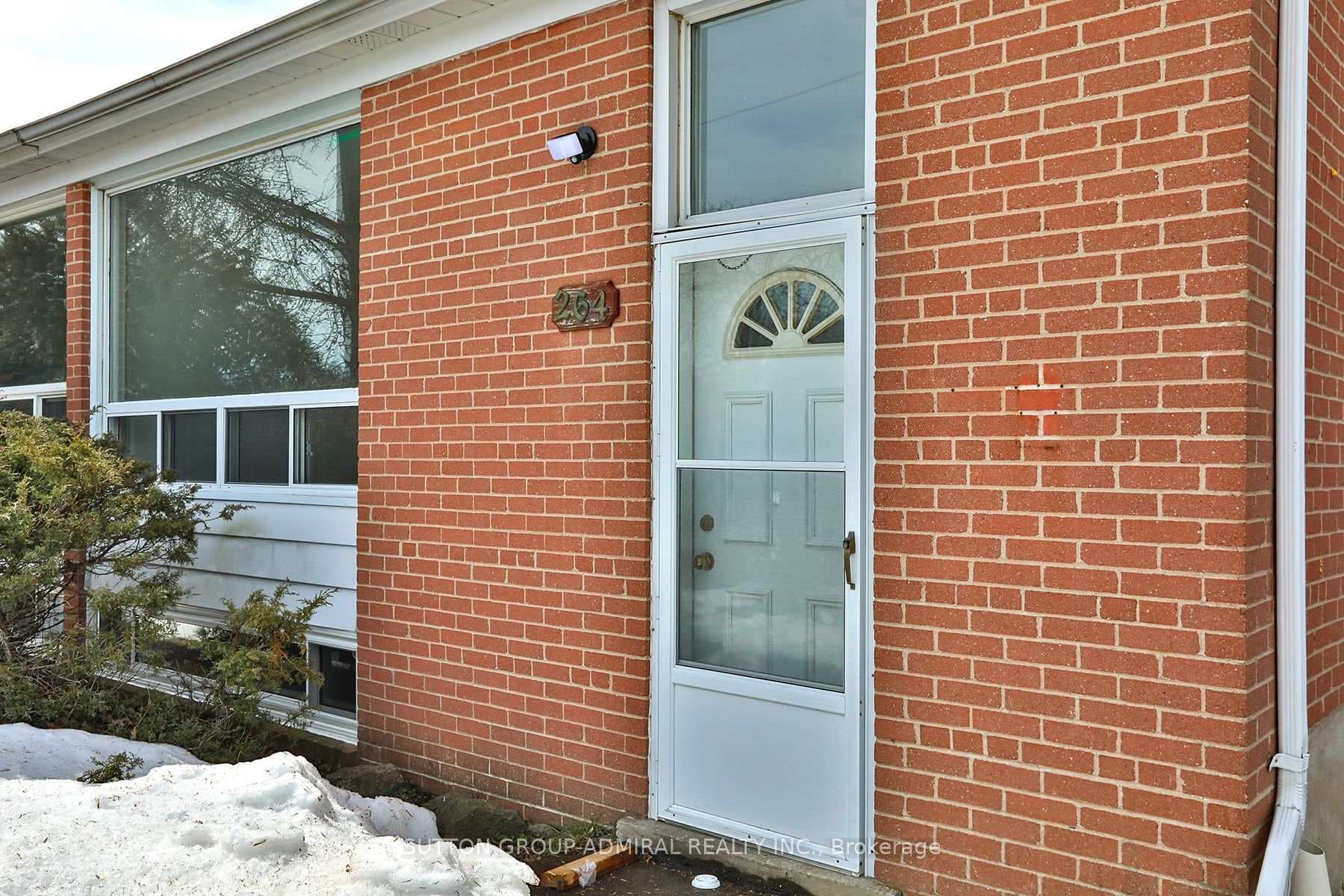 264 McConvey Drive photo 28