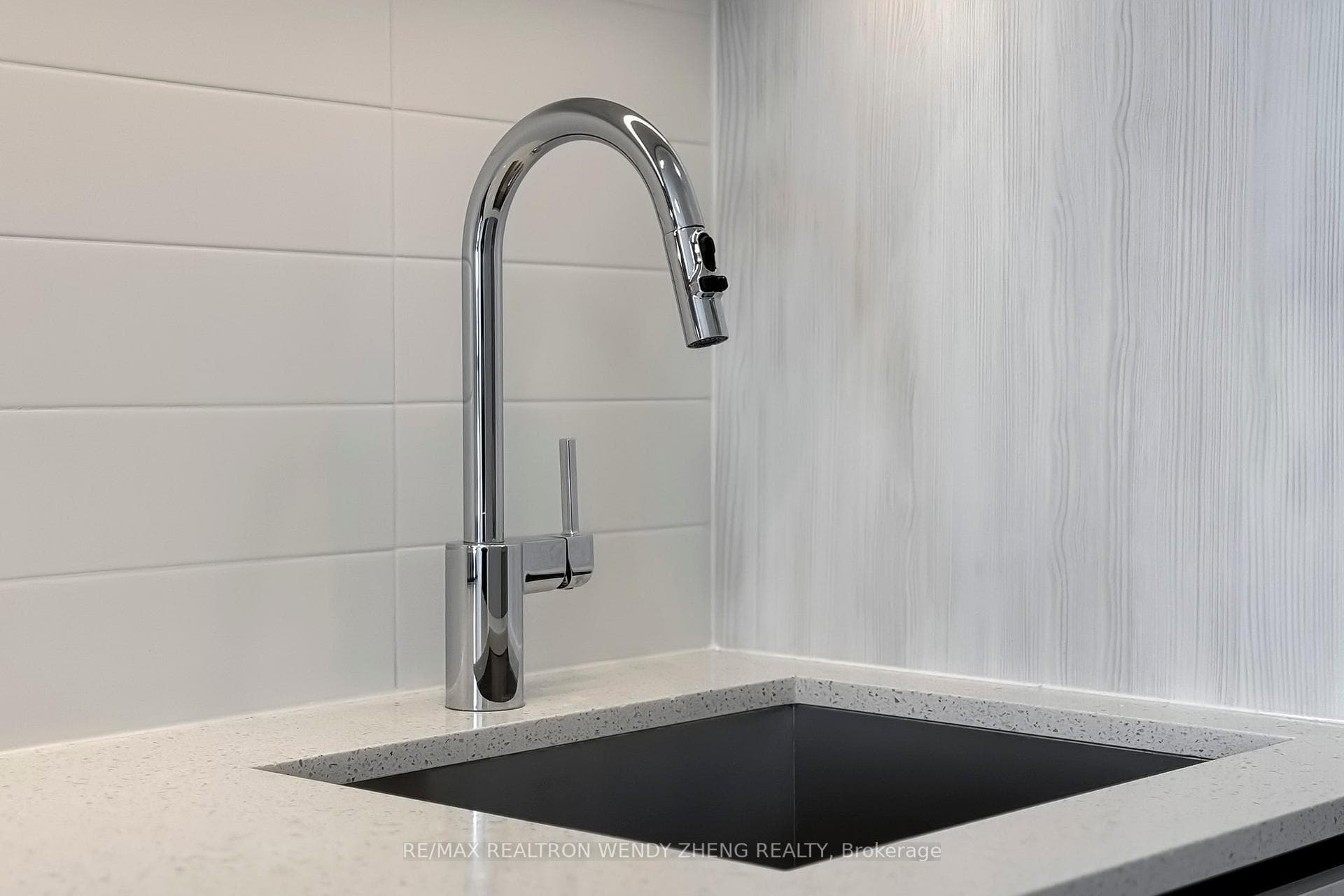 5858 Yonge Street Unit 1501 photo 12