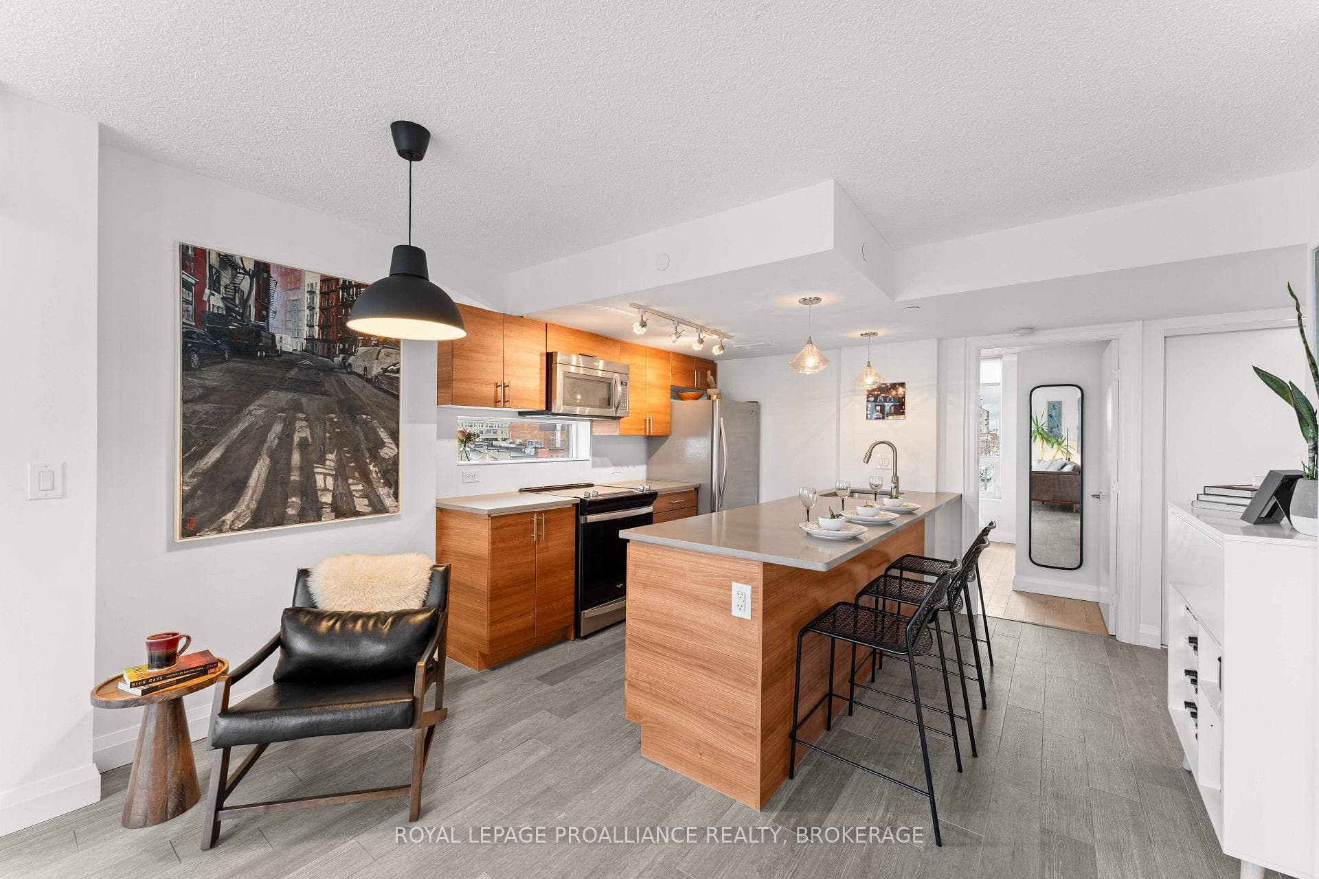 121 Queen Street Unit 711 photo 8