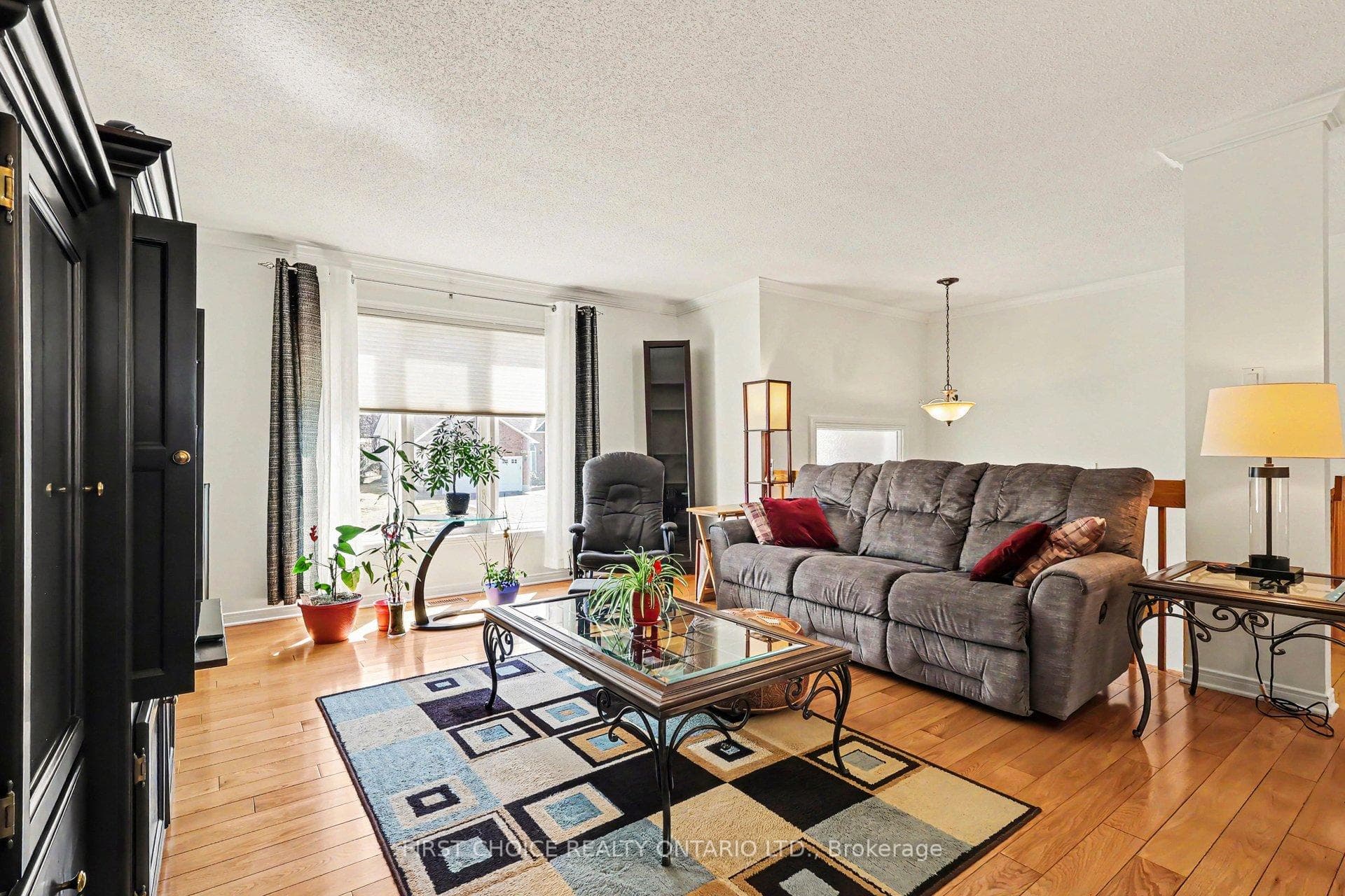 3395 Descotes Circle photo 3