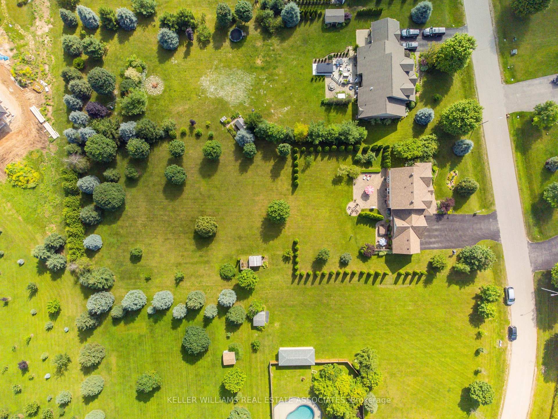 30 Madill Drive photo 37